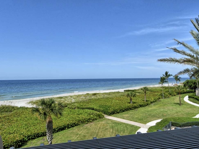 Longboat Key: Four Bedroom Beachfront beach view