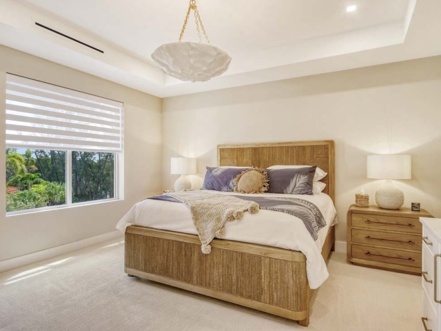 Longboat Key: Four Bedroom Beachfront bedroom