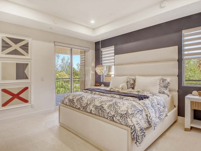 Longboat Key: Four Bedroom Beachfront bedroom